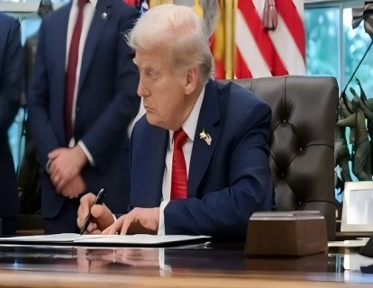 Администрация Трампа выделит 58 миллионов долларов на финансирование трех важнейших проектов по добыче полезных ископаемых.